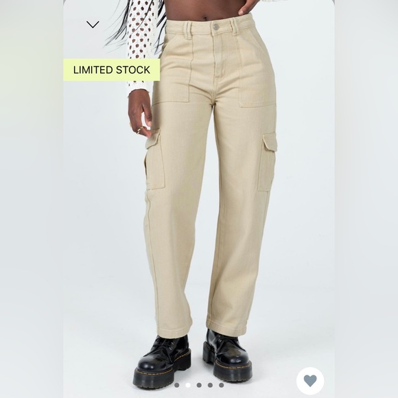 Princess Polly Size 2- ADELAIDE CARGO JEANS STONE - Picture 2 of 3